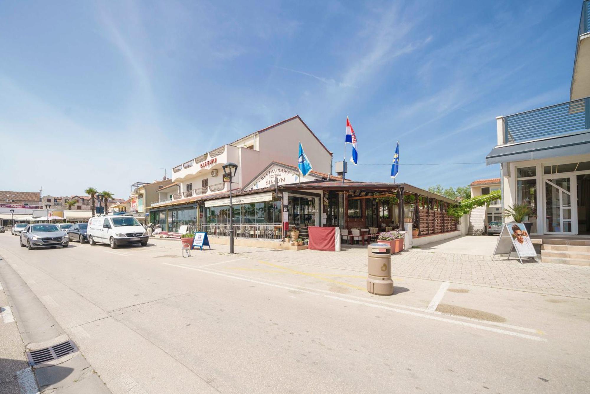 Apartments Vitis - City Centre - Free Parking Vodice Bagian luar foto