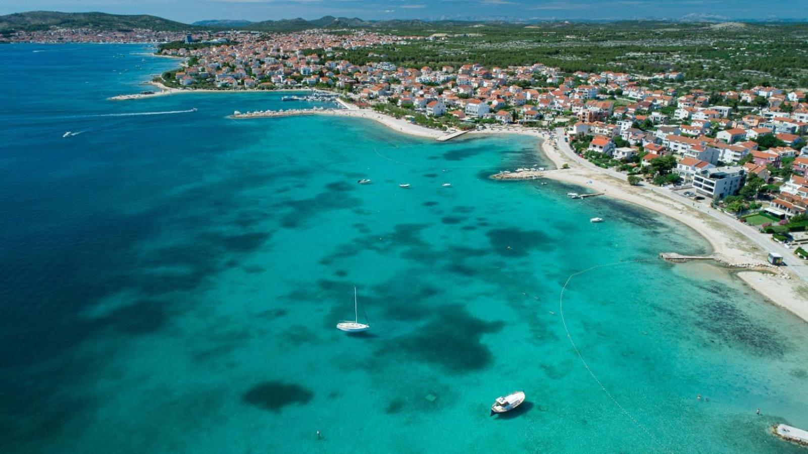 Apartments Vitis - City Centre - Free Parking Vodice Bagian luar foto