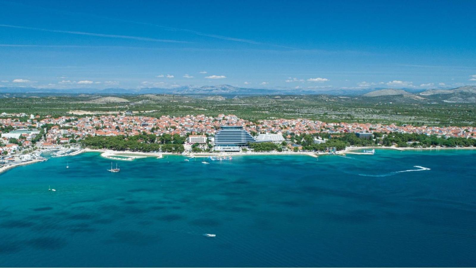 Apartments Vitis - City Centre - Free Parking Vodice Bagian luar foto